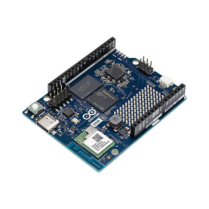 Arduino UNO Q (2 GB) view